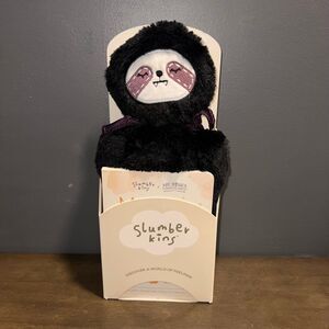 Slumberkins Vampire Vlad Sloth KinHalloween with Mr. Bones Book